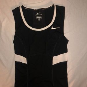 Nike tennis tank